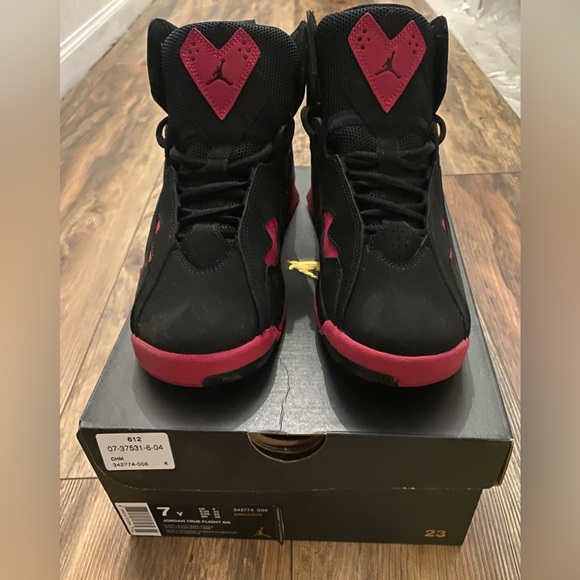 Jordan True Flight GG Black Sport Fuchsia NIB - Picture 6 of 9